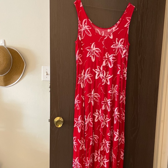 Red And White Hibiscus Hawaiian Print Dress